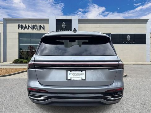 Certified 2024 Lincoln Nautilus Reserve AWD/4WD image 6