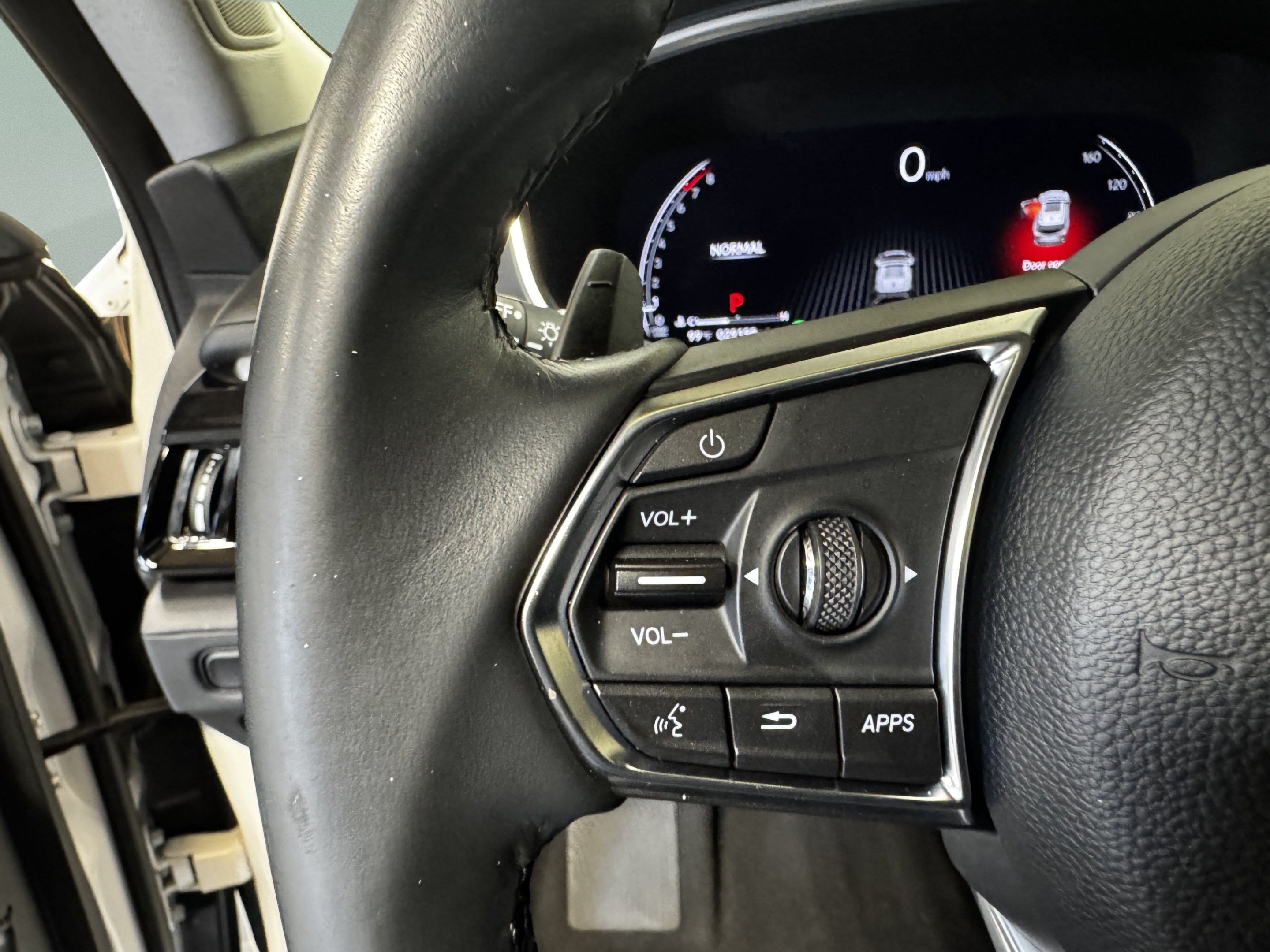 Certified 2024 Acura MDX w/ Technology Package FWD image 18
