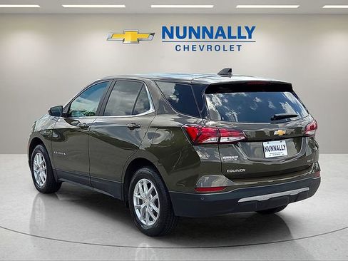 Used 2024 Chevrolet Equinox LT AWD/4WD image 3