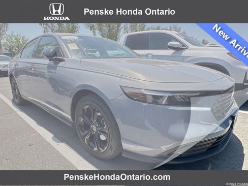 Certified 2025 Honda Accord SE image 1