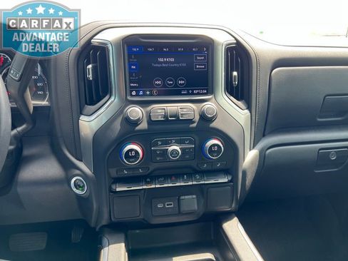 Used 2022 Chevrolet Silverado 1500 RST image 16