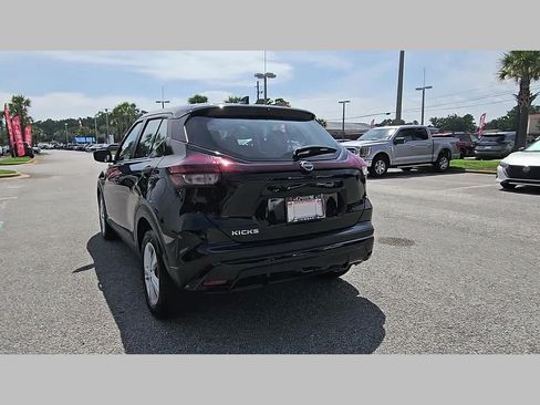 Used 2025 Nissan Kicks Play S FWD image 30