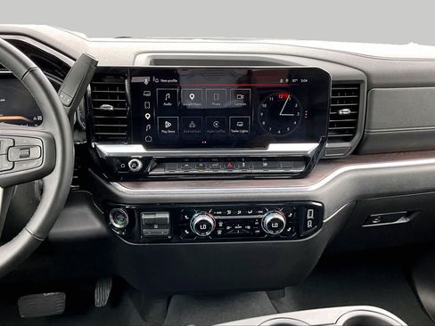 Used 2026 GMC Sierra 1500 SLT AWD/4WD image 7