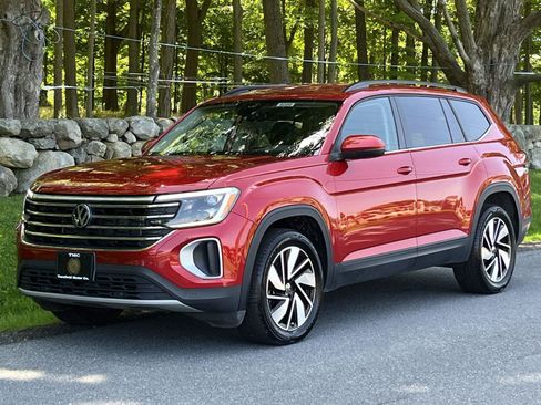Used 2024 Volkswagen Atlas SE AWD/4WD image 19