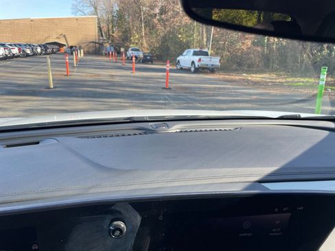 Used 2025 Buick Encore GX Preferred image 18