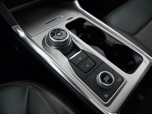 Used 2022 Ford Explorer Timberline image 23