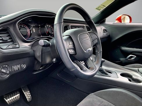 Certified 2023 Dodge Challenger R/T w/ Plus Package image 17