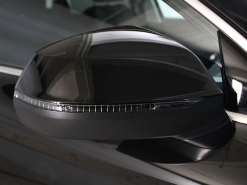 Certified 2025 Audi Q5 2.0T Premium Plus w/ Premium Plus Package image 28