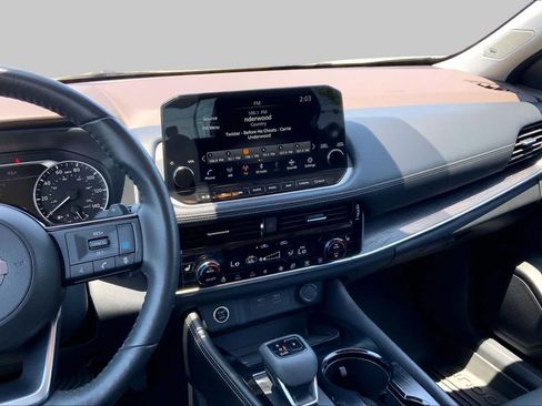 Used 2021 Nissan Rogue SL w/ Premium Package FWD image 6