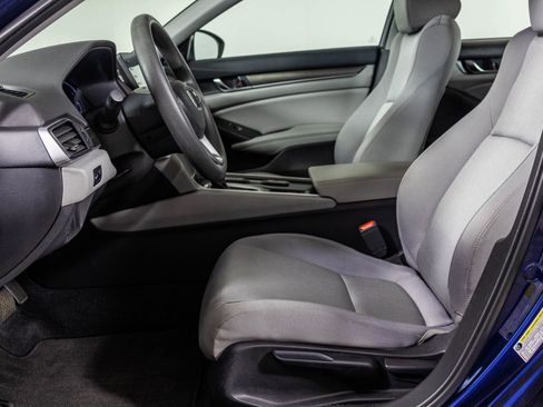 Used 2018 Honda Accord LX image 19