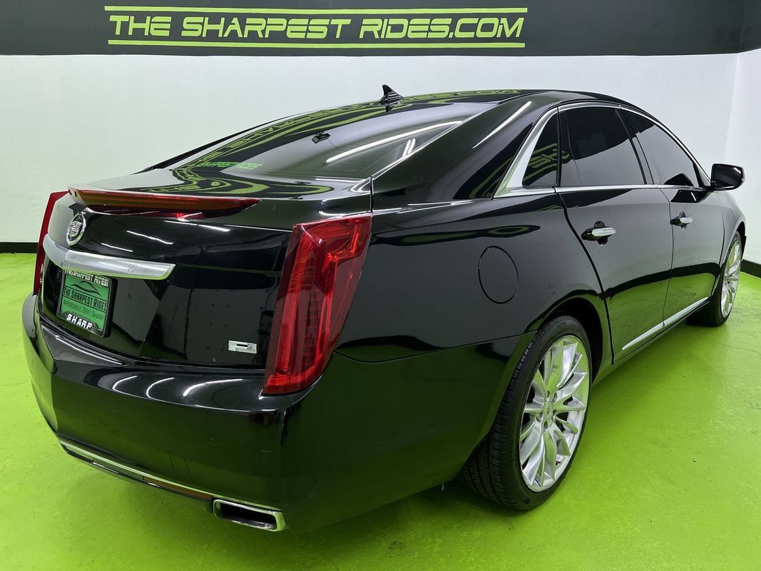 Used 2013 Cadillac XTS Platinum FWD image 10