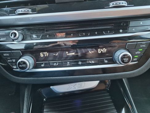 Used 2019 BMW X3 sDrive30i w/ Premium Package image 18