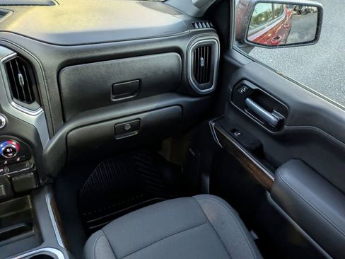 Used 2020 GMC Sierra 1500 Elevation w/ Elevation Value Package image 16