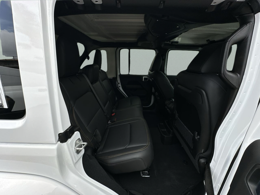 New 2026 Jeep Wrangler Unlimited Sahara AWD/4WD image 38