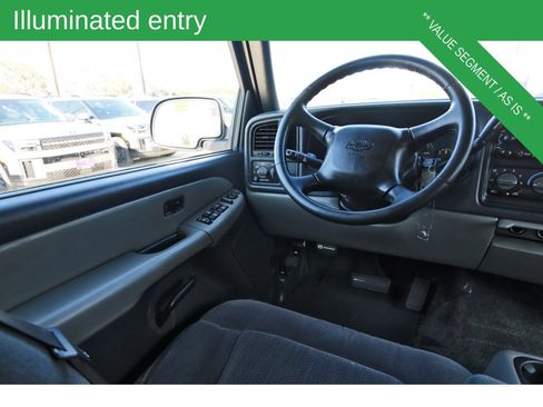 Used 2002 Chevrolet Tahoe LS image 10