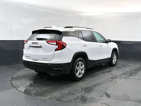 Used 2023 GMC Terrain SLE w/ Driver Convenience Package AWD/4WD image 5