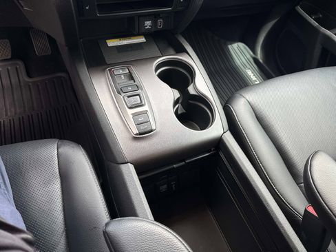 Used 2023 Honda Ridgeline RTL-E image 25