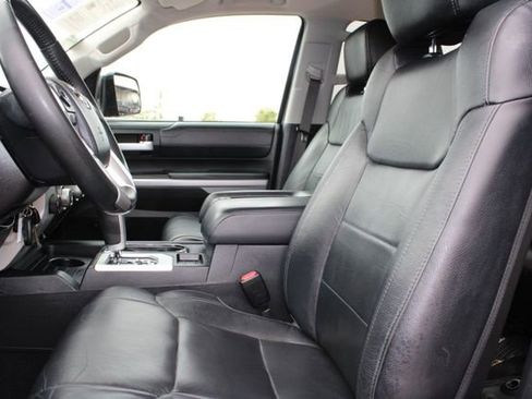 Used 2017 Toyota Tundra Limited w/ Limited Premium Package AWD/4WD image 35