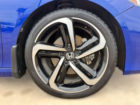 Used 2022 Honda Accord Sport image 11