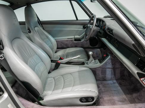 Used 1997 Porsche 911 4 Coupe AWD/4WD image 33