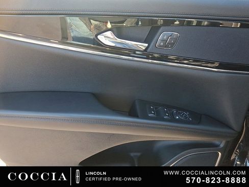 Certified 2023 Lincoln Nautilus Reserve AWD/4WD image 12
