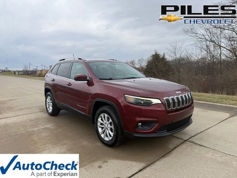 Used 2019 Jeep Cherokee Latitude w/ Popular Appearance Group image 1