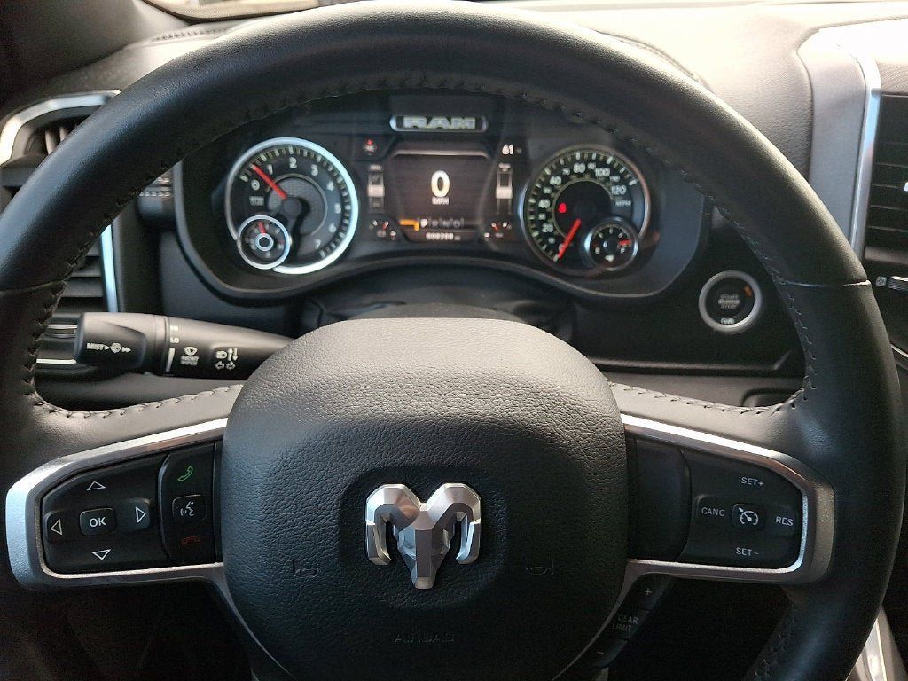 Used 2023 RAM 1500 Laramie AWD/4WD image 19