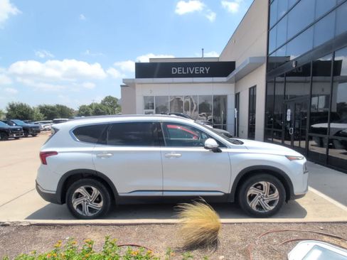 Used 2021 Hyundai Santa Fe SEL w/ Convenience Package FWD image 8