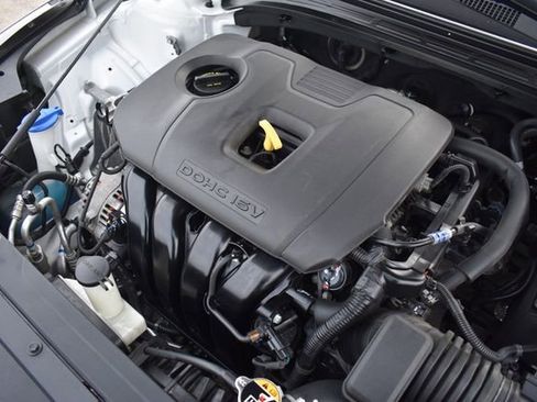 Certified 2023 Kia Forte LXS FWD image 30