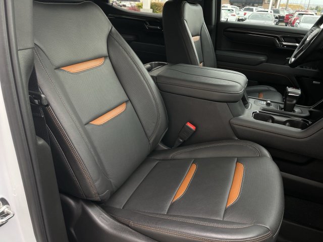 Used 2025 GMC Sierra 1500 AT4 AWD/4WD image 24