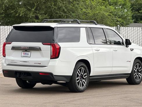 Used 2021 GMC Yukon XL AT4 w/ AT4 Premium Plus Package AWD/4WD image 4
