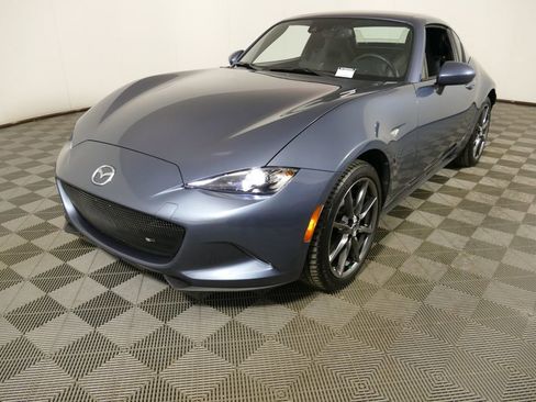 Used 2017 MAZDA MX-5 Miata RF Grand Touring RWD image 3