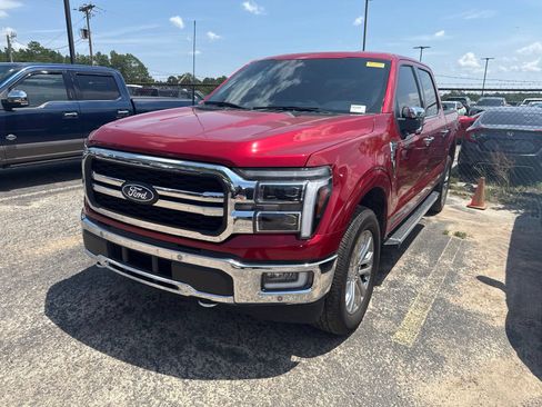 Used 2024 Ford F150 Lariat w/ Tow/Haul Package AWD/4WD image 3