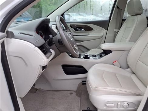 Used 2020 GMC Terrain Denali w/ Denali Premium Package image 12