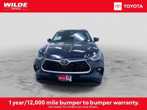 Certified 2021 Toyota Highlander XLE image 4