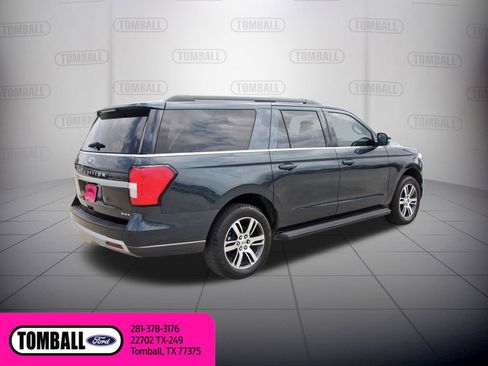 Certified 2024 Ford Expedition Max XLT image 7