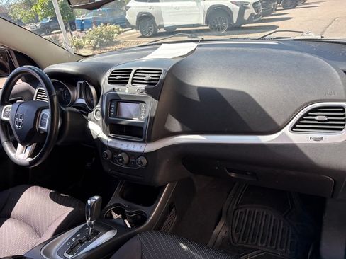 Used 2013 Dodge Journey American Value Package w/ Flexible Seating Group FWD image 31