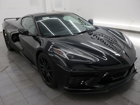 Used 2023 Chevrolet Corvette Stingray Premium Cpe w/ Z51 Performance Package image 2