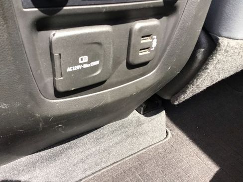 Used 2021 Buick Enclave Essence w/ Sound and Sites Package image 24