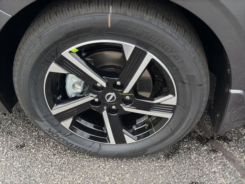 New 2025 Nissan Sentra SV image 8