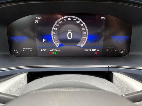 Used 2022 Volkswagen Taos SE FWD image 17