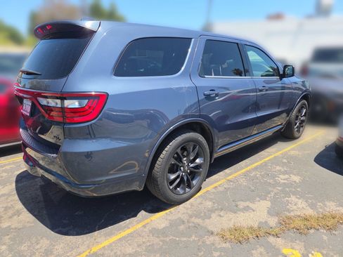 Used 2021 Dodge Durango R/T w/ Blacktop Package AWD/4WD image 3