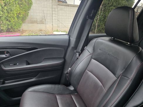 Used 2021 Honda Ridgeline Black Edition image 16