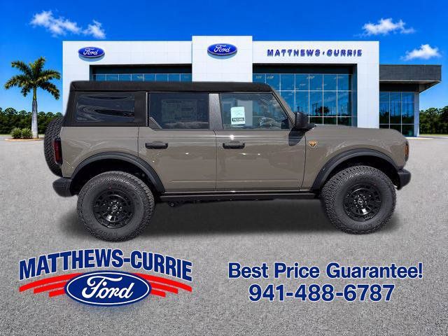 New 2026 Ford Bronco Badlands w/ Sasquatch Package AWD/4WD image 3