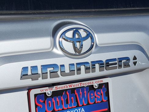 Used 2024 Toyota 4Runner SR5 image 12