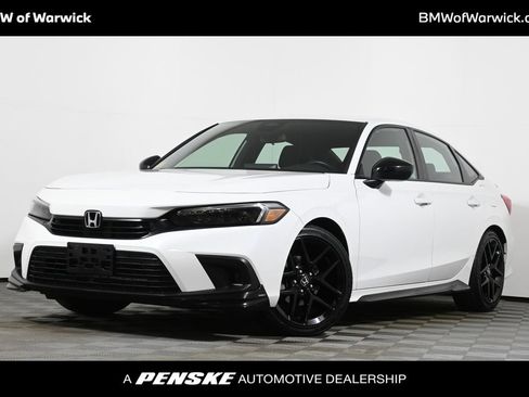 Used 2023 Honda Civic Sport image 1