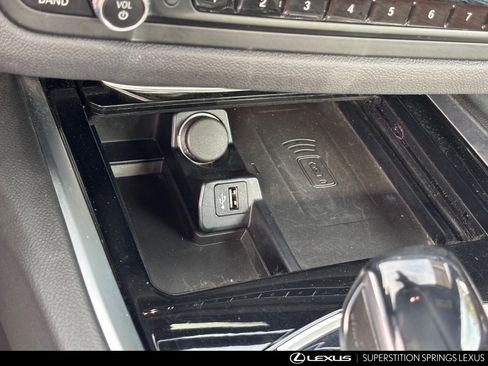 Used 2020 BMW Z4 M40i w/ Premium Package image 23