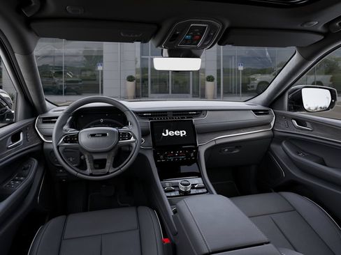 New 2025 Jeep Grand Cherokee Overland w/ Adv Protech Group III AWD/4WD image 15