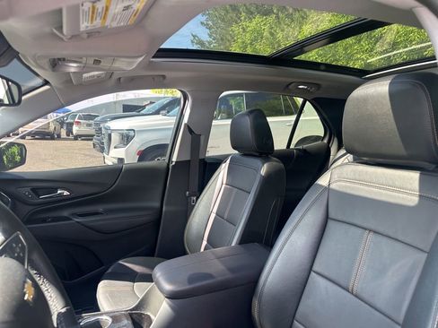 Used 2024 Chevrolet Equinox Premier AWD/4WD image 36
