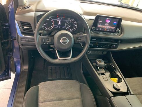 Used 2021 Nissan Rogue S AWD/4WD image 4